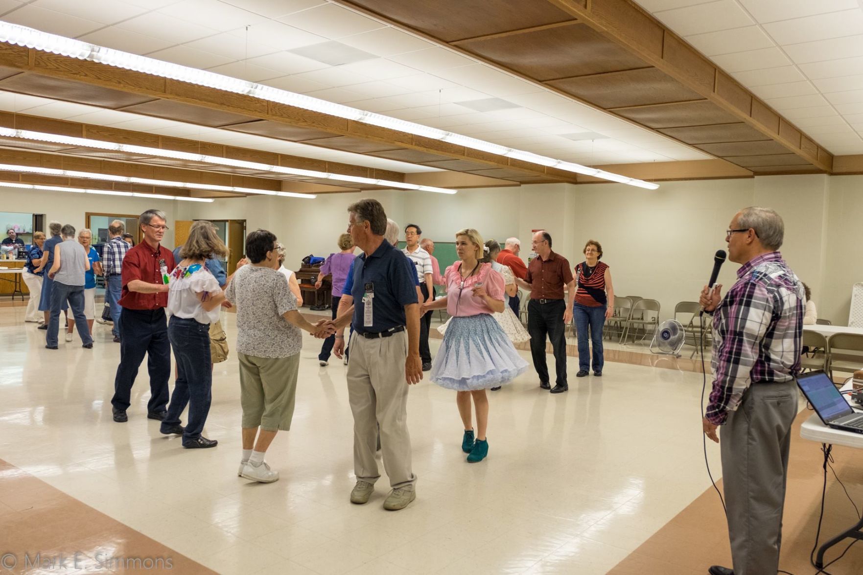 Square dance instruction 4